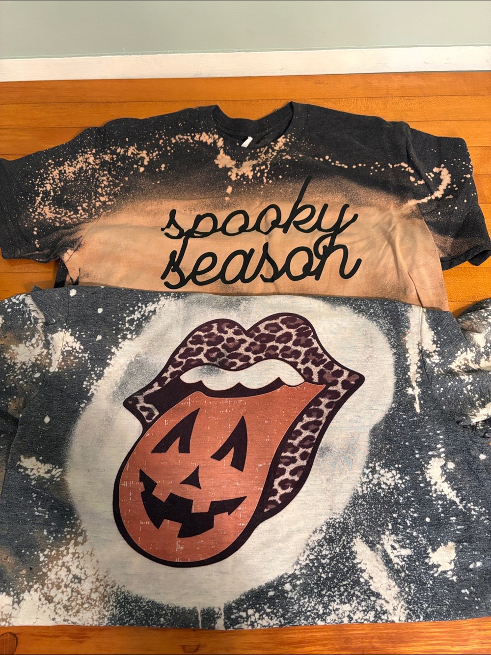 2 Gildan Black & Orange 'Spooky Season' Graphic Tee